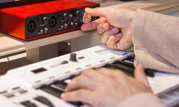 Mua sound card giá bình dân
